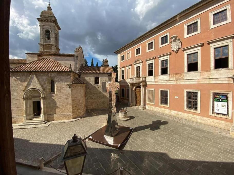 Apartamento Antico Borgo San Quirico dʼOrcia Exterior foto